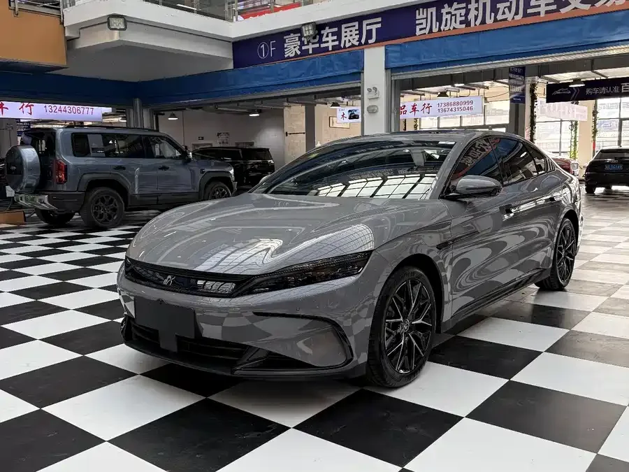 BYD Second-hand Han 2025 DM-i 125KM Premium Edition 2024 — фото 1, купить с доставкой в Москву