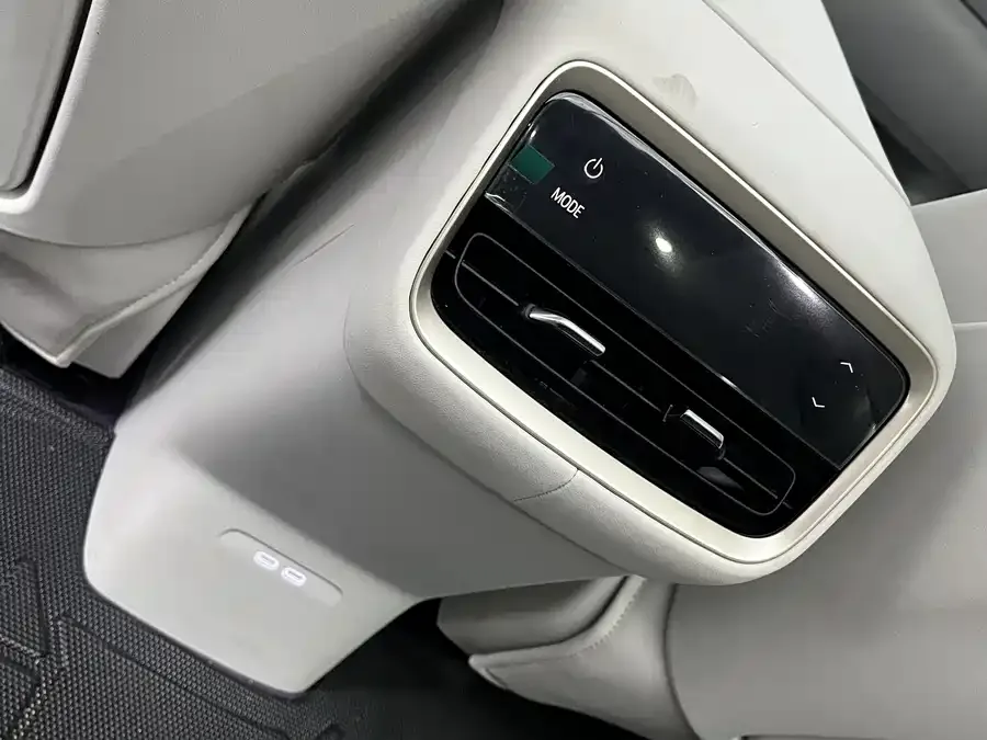 Buick Zhijing L7 Buick Avenir 2025 2025 — миниатюра 5