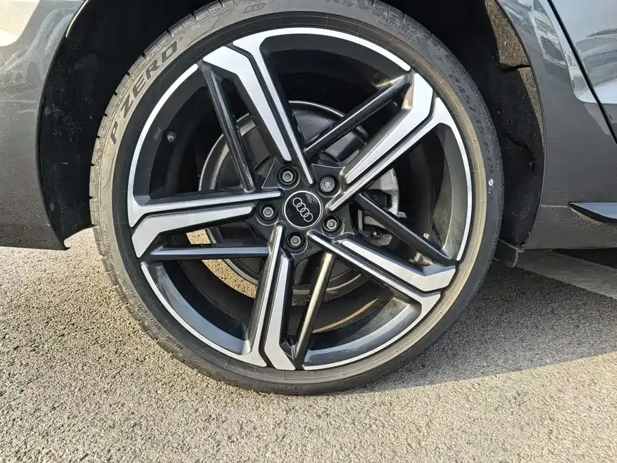 Audi a4 l 2024 40 TFSI luxury and dynamic model 2024 — миниатюра 5