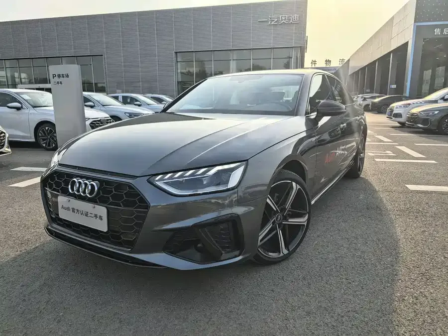 Audi a4 l 2024