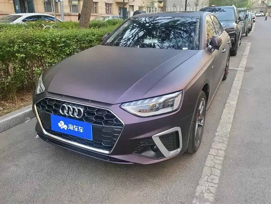 Audi a4 l 2025