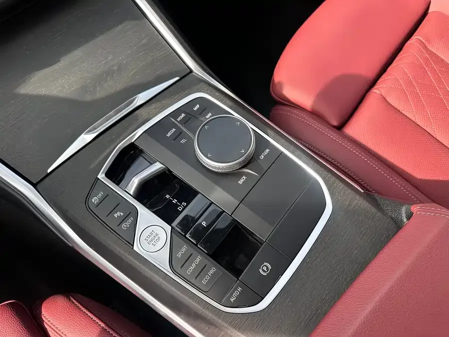 BMW 3 Series BMW 3 Series 2024 325i M Sport Package 2025 — миниатюра 2