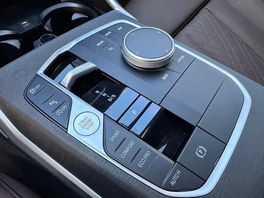 BMW 3 Series BMW 3 Series 2024 325i M Sport Package 2024 — миниатюра 4