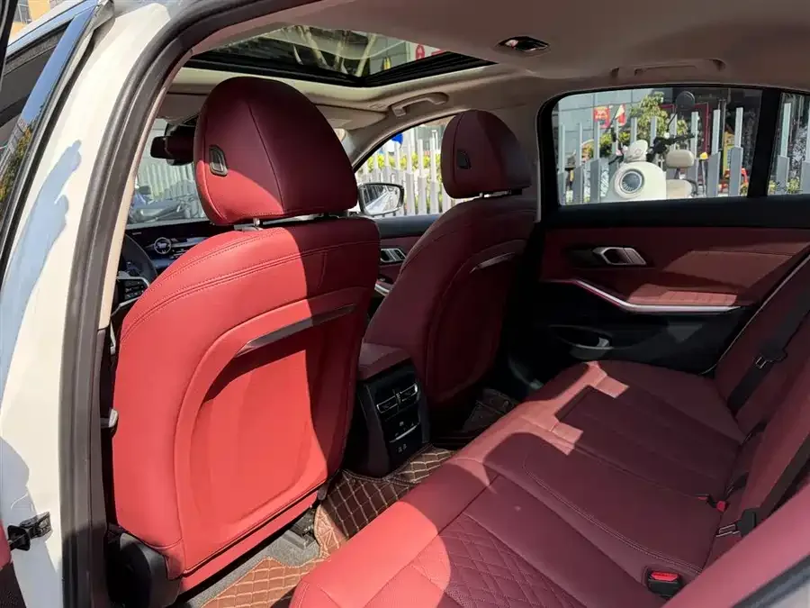 BMW 3 Series BMW 3 Series 2025 325i M Sport Package 2024 — миниатюра 3