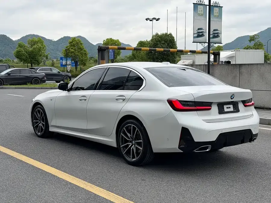 BMW 3 Series BMW 3 Series 2025 325i M Sport Package 2025 — миниатюра 2