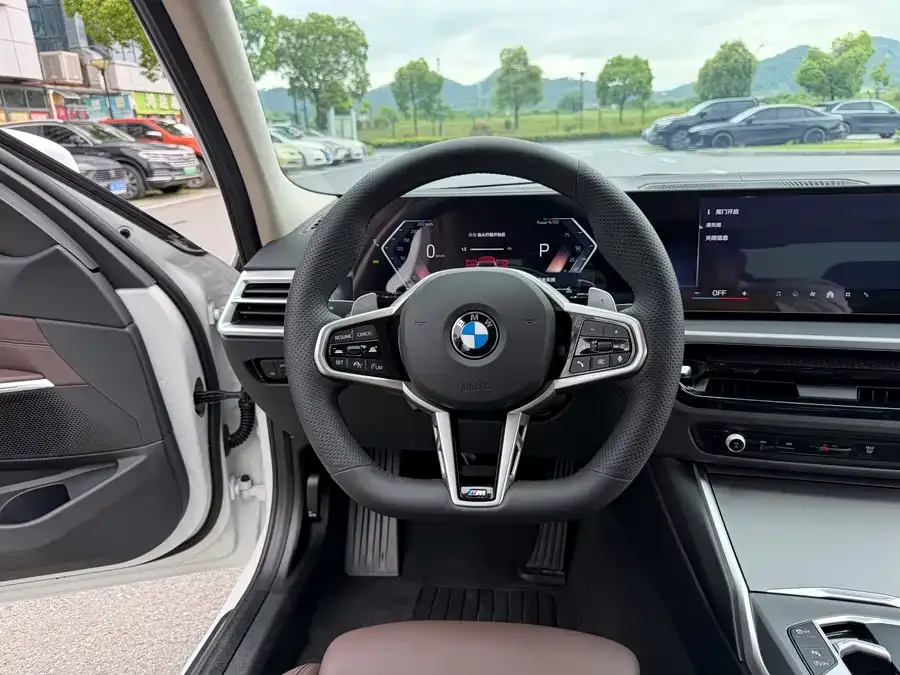 BMW 3 Series BMW 3 Series 2025 325i M Sport Package 2025 — миниатюра 5