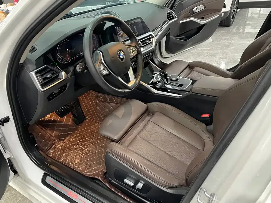 BMW 3 Series BMW 3 Series 2022 320i Sport Package 2022 — миниатюра 2