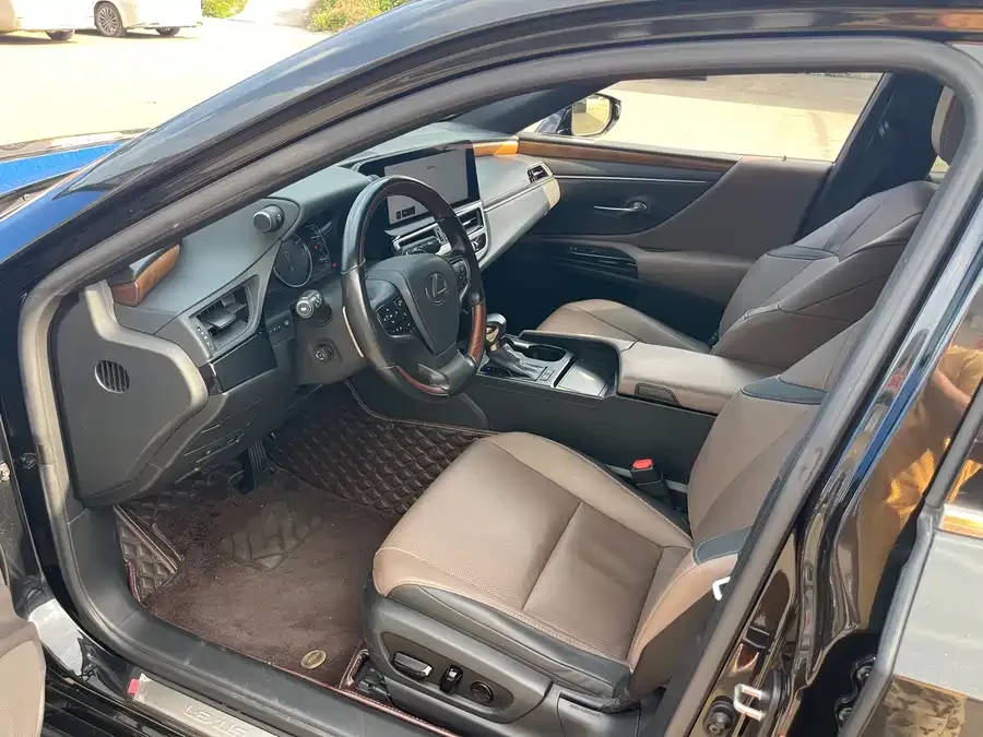 Lexus ES 2022 200 Luxury Edition 2023 — миниатюра 3
