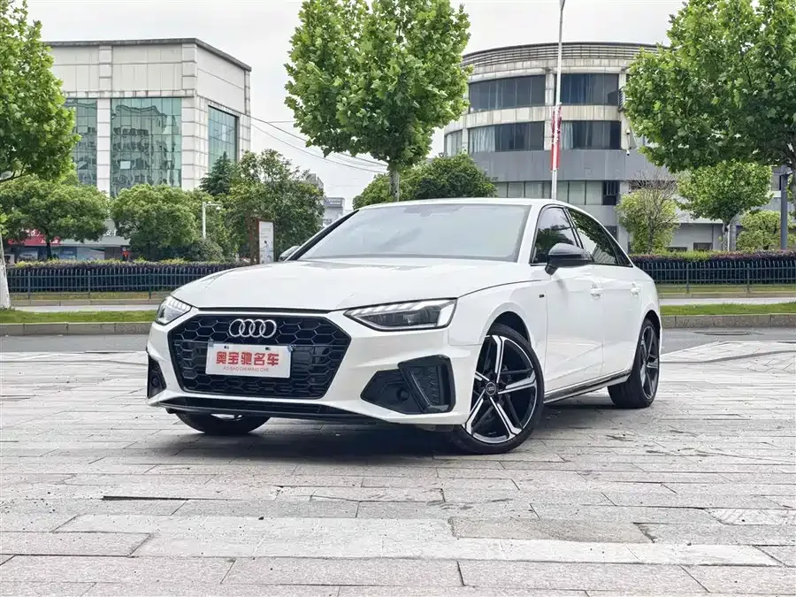 Audi a4 l 2025