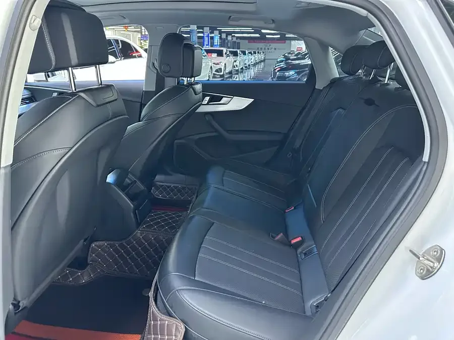 Audi a4 l 2022 40 TFSI Fashion Dynamic Edition 2025 — миниатюра 2