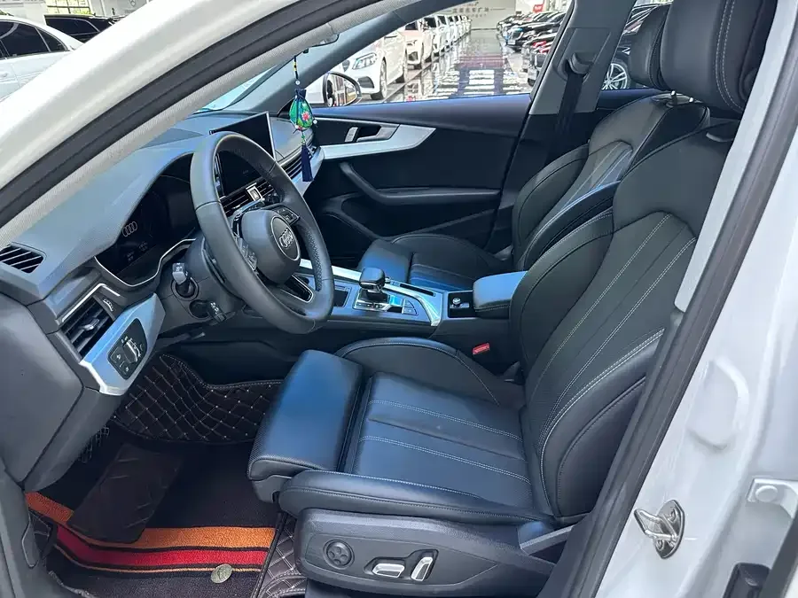 Audi a4 l 2022 40 TFSI Fashion Dynamic Edition 2025 — миниатюра 4