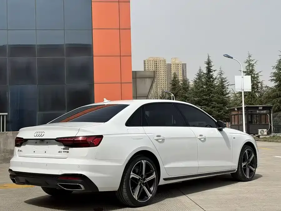 Audi a4 l 2024 40 TFSI Luxury Dynamic Edition (Starry Night Edition) 2024 — миниатюра 4