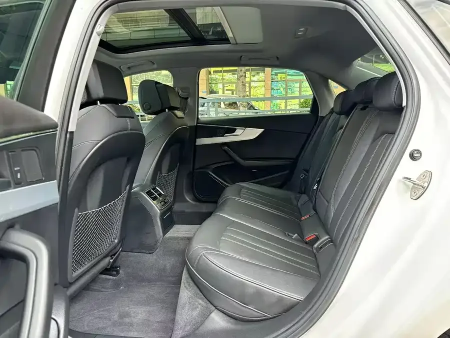 Audi a4 l 2022 40 TFSI luxury and dynamic model 2022 — миниатюра 3