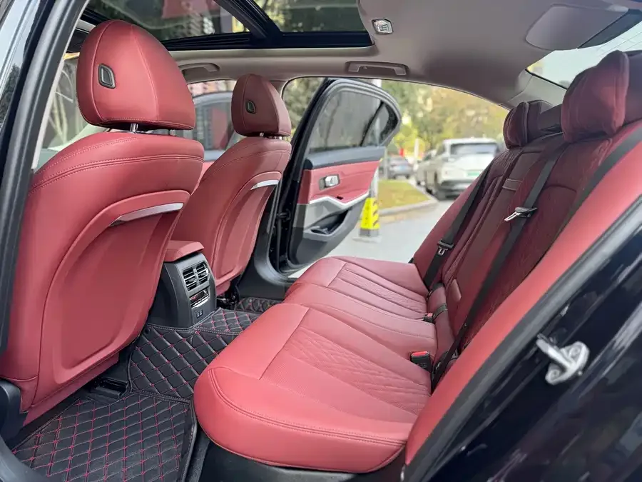 BMW 3 Series BMW 3 Series 2024 325Li M Sport Package 2024 — миниатюра 5