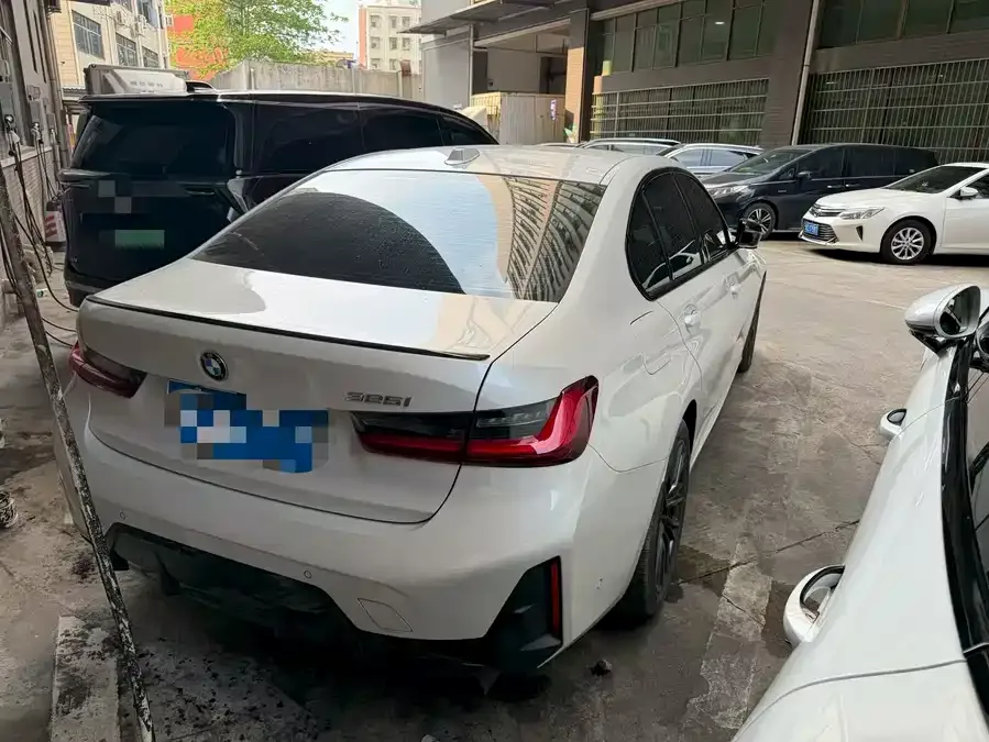 BMW 3 Series BMW 3 Series 2024 325i M Sport Night Edition 2023 — миниатюра 3