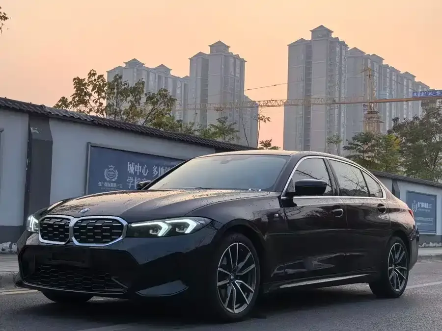 BMW 3 Series 2024