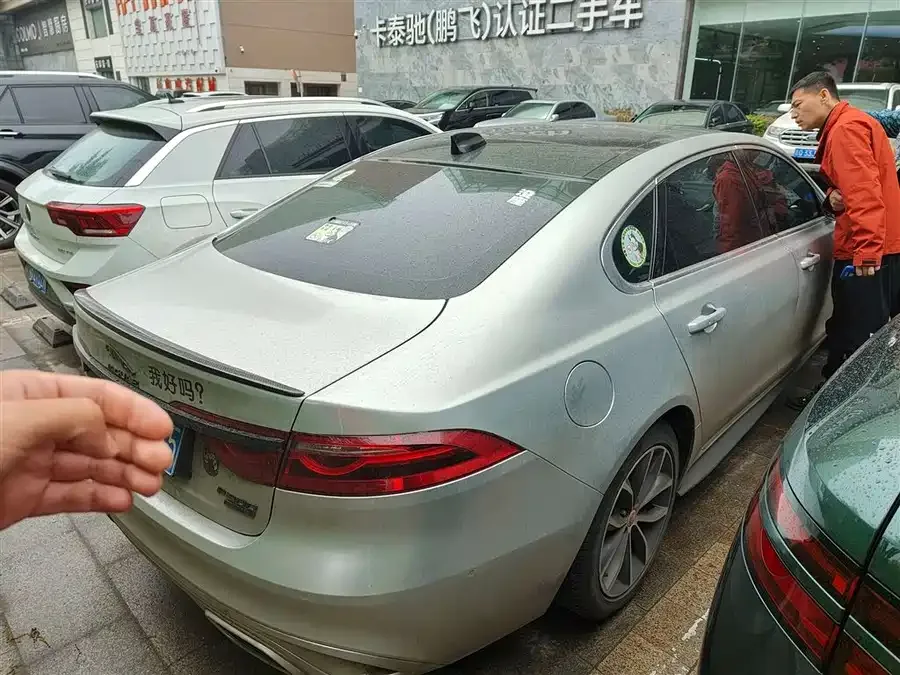Jaguar XFL 2023 XFL 2.0T P200 2WD Elite Luxury Edition 2023 — миниатюра 3