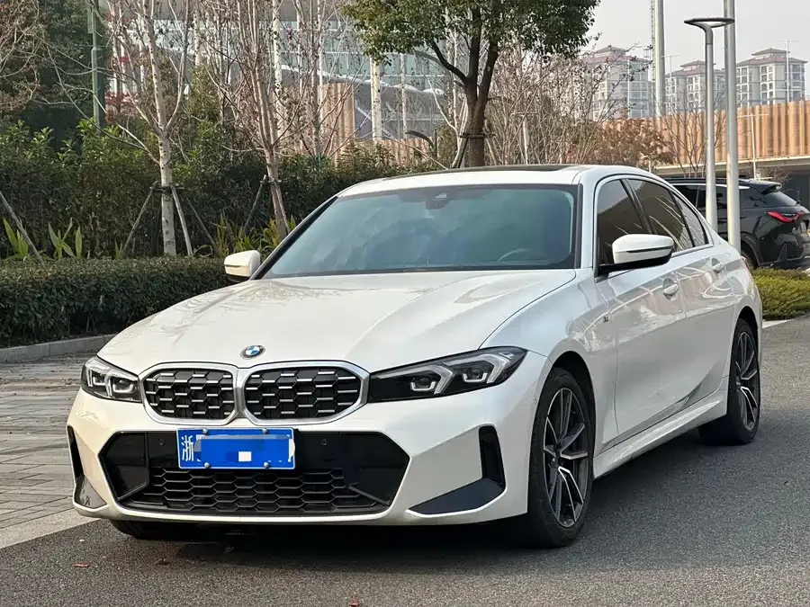 BMW 3 Series 2023