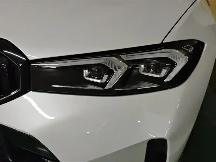 BMW 3 Series BMW 3 Series 2025 330i M Sport Night Edition 2025 — миниатюра 2