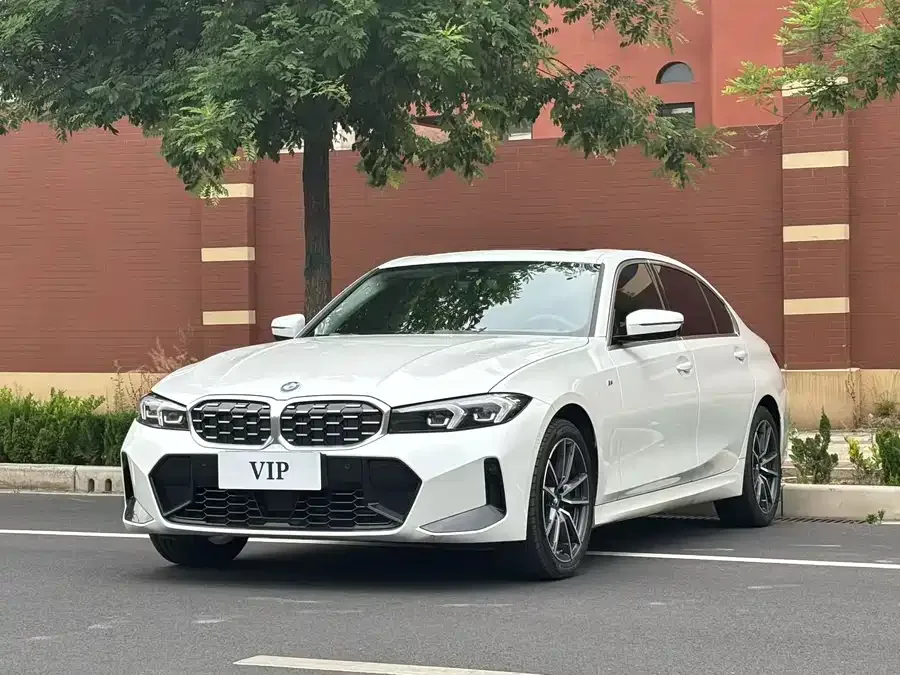 BMW 3 Series 2025