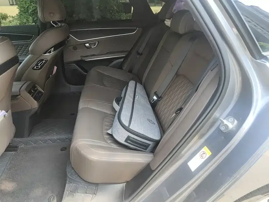 BYD Second-hand Han 2022 DM-i 121KM Premium Edition 2022 — миниатюра 4