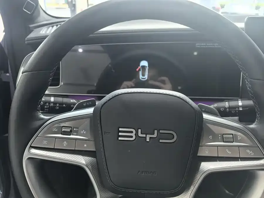 BYD Sea Lion 07 EV Sea Lion 07 EV 2025 610 Intelligent Driving Edition 2025 — миниатюра 4