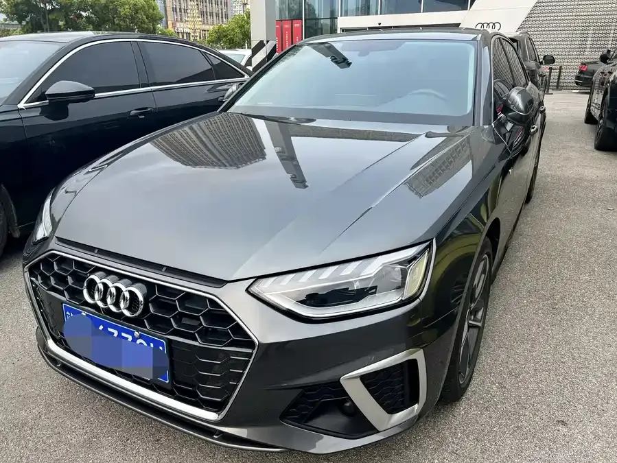Audi a4 l 2024