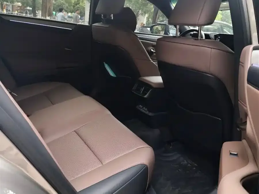 Lexus ES 2024 200 Premium Edition 2025 — миниатюра 5