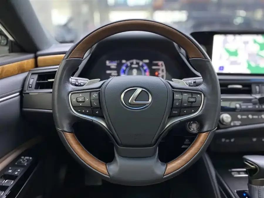 Lexus ES 2022 200 Luxury Edition 2024 — миниатюра 4