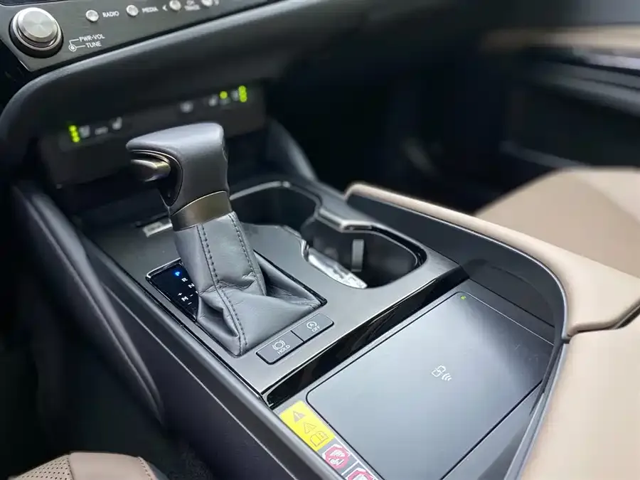 Lexus ES 2022 200 Luxury Edition 2024 — миниатюра 5