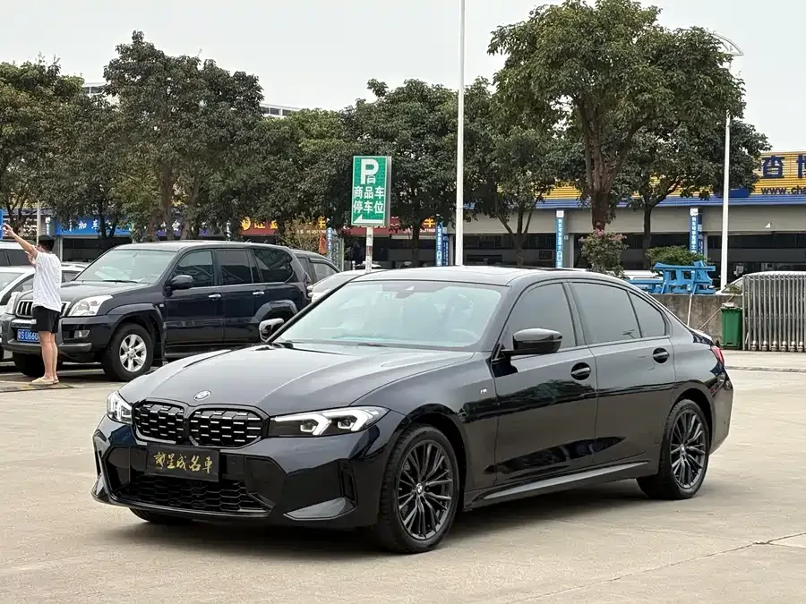 BMW 3 Series 2024