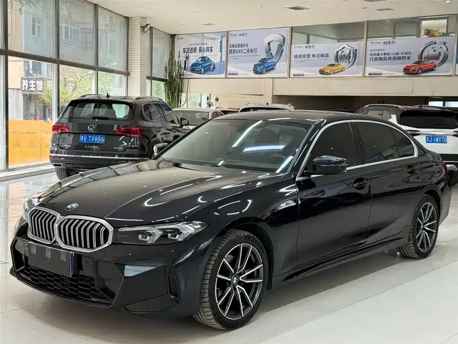 BMW 3 Series BMW 3 Series 2023 320Li M Sport Package 2023 — фото 1, купить с доставкой в Москву