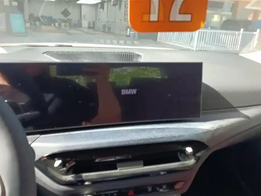 BMW 3 Series BMW 3 Series 2025 325Li M Sport Package 2026 — миниатюра 4