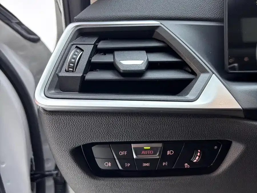 BMW 3 Series BMW 3 Series 2023 320Li M Sport Package 2023 — миниатюра 4