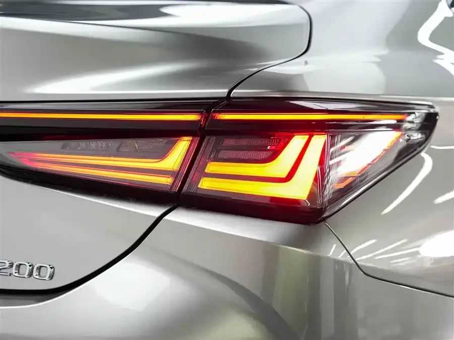 Lexus ES 2025 200 Premium Edition 2026 — миниатюра 4