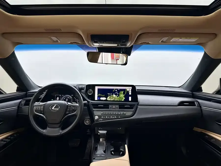 Lexus ES 2022 300h Excellence Edition 2022 — миниатюра 5