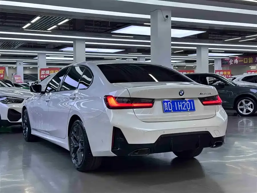 BMW 3 Series BMW 3 Series 2025 330Li M Sport Night Edition 2024 — миниатюра 4
