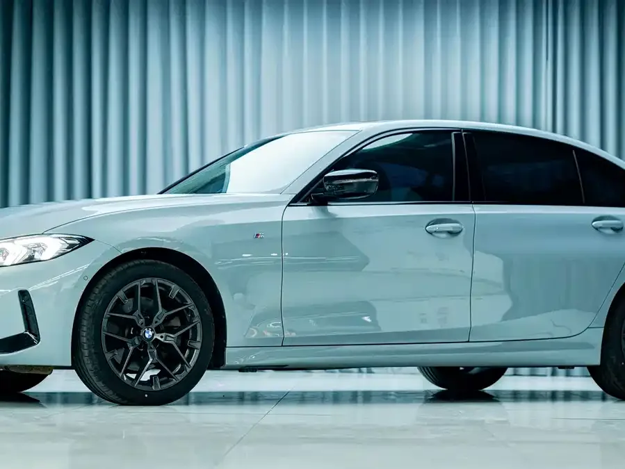 BMW 3 Series BMW 3 Series 2025 330Li M Sport Night Edition 2025 — миниатюра 5