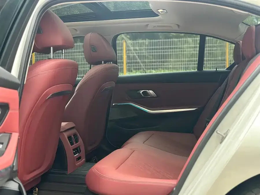 BMW 3 Series BMW 3 Series 2025 325Li M Sport Package 2025 — миниатюра 3