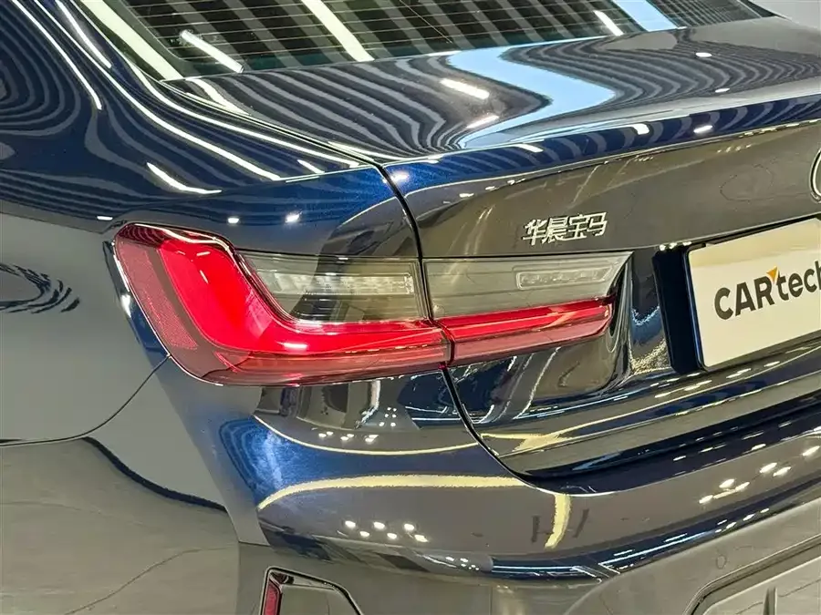 BMW 3 Series BMW 3 Series 2025 325Li M Sport Package 2026 — миниатюра 2