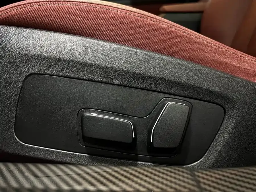 BMW 3 Series BMW 3 Series 2023 320Li M Sport Package 2023 — миниатюра 3