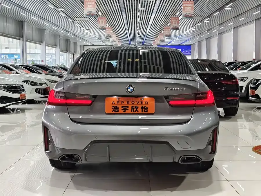 BMW 3 Series BMW 3 Series 2024 330Li M Sport Night Edition 2024 — миниатюра 2