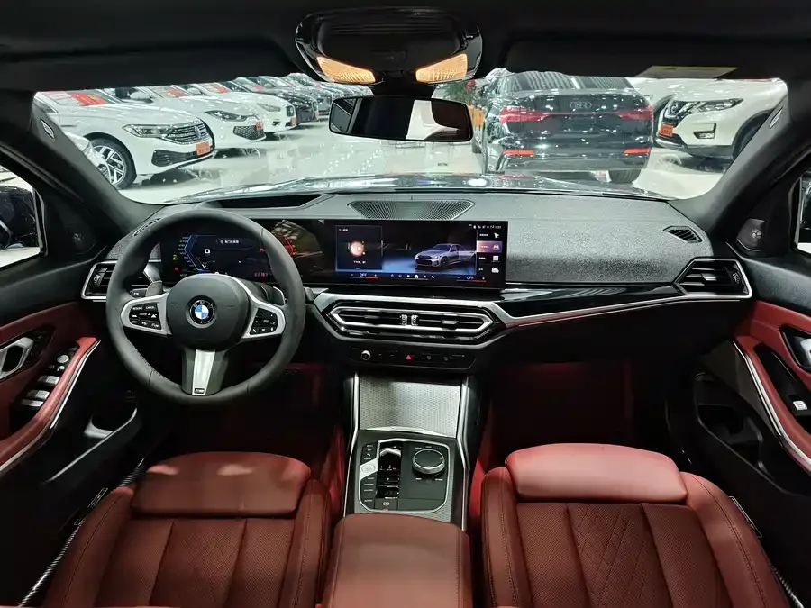 BMW 3 Series BMW 3 Series 2024 330Li M Sport Night Edition 2024 — миниатюра 4