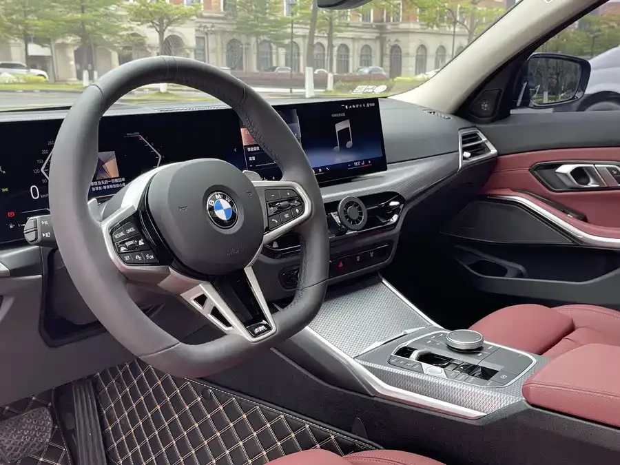 BMW 3 Series 2026 BMW 3 Series 330Li M Sport Shadow Edition 2026 — миниатюра 5