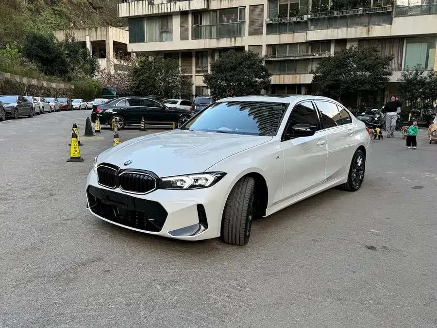 BMW 3 Series 2025