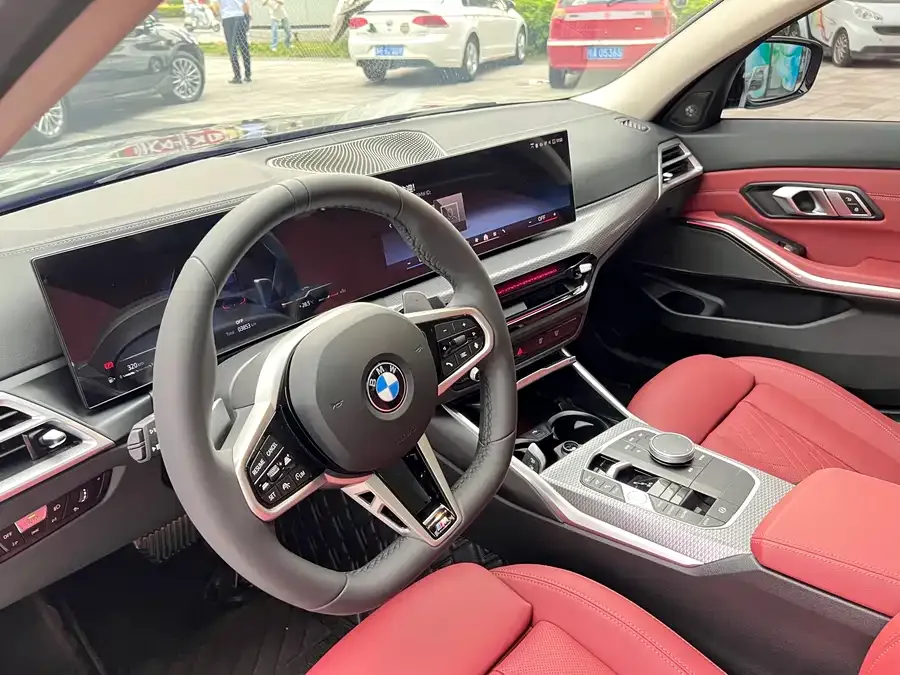 BMW 3 Series BMW 3 Series 2025 330Li M Sport Night Edition 2026 — миниатюра 4
