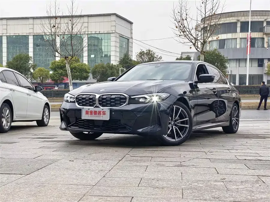 BMW 3 Series 2025