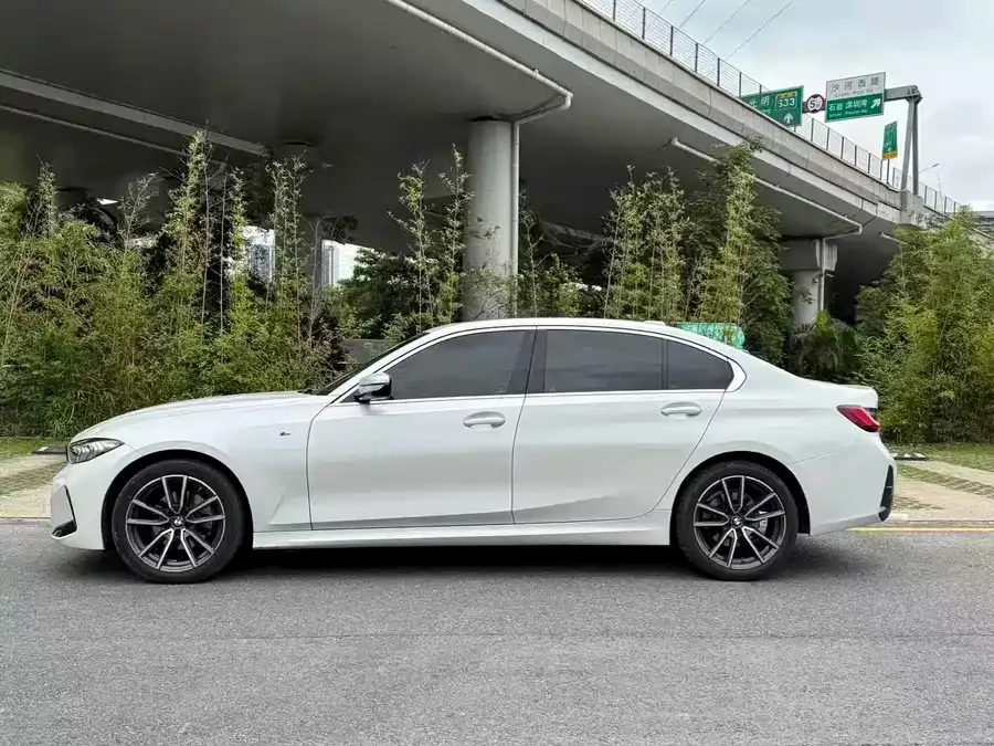 BMW 3 Series BMW 3 Series 2023 320Li M Sport Package 2023 — миниатюра 4