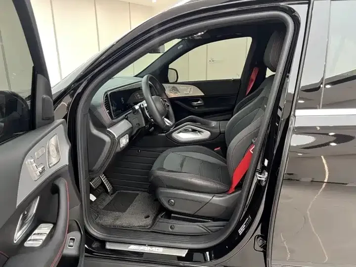 Mercedes-Benz GLE AMG Mercedes-Benz GLE AMG 2025 facelift: AMG GLE 53 4MATIC+ 2025 — миниатюра 2