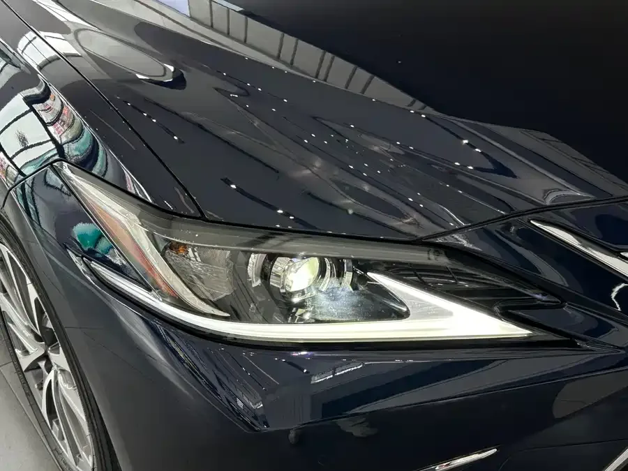 Lexus ES 2021 260 Excellence Edition 2022 — миниатюра 5